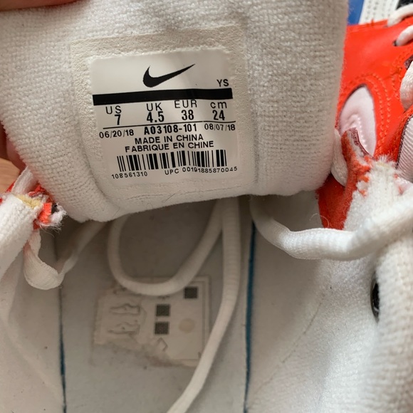 🧡Womens Nike M2K Tekno Team Orange Sneakers🧡 - Picture 8 of 9